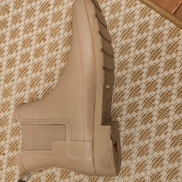 Hunter Refined Chelsea Boot - Picture 8 of 12